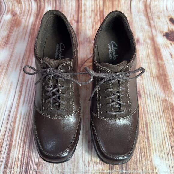 Clarks Size 6.5 Brown Leather Suede Block Heel Oxford Ankle Booties Boots Shoes - Picture 3 of 10